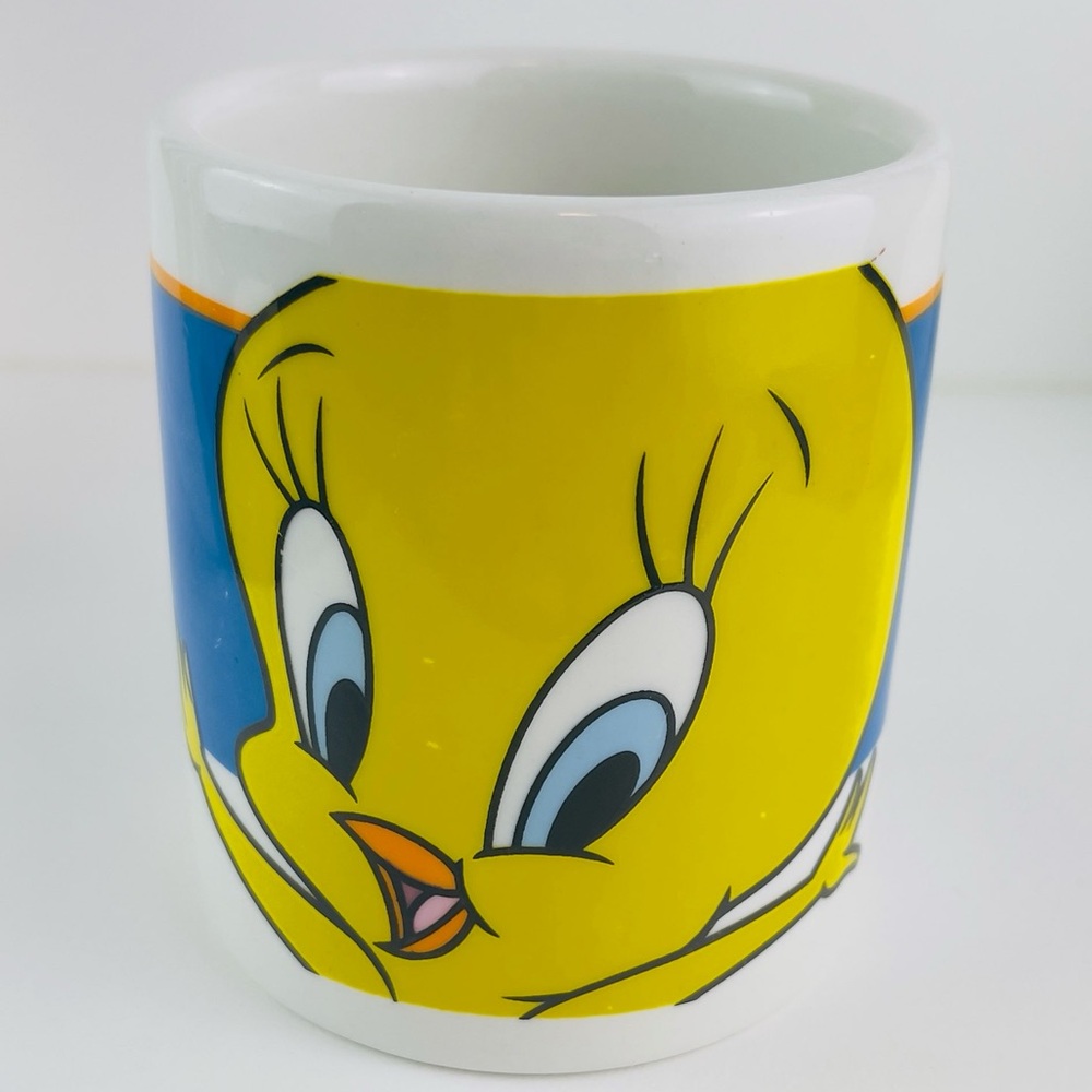 Looney Tunes "Tweetie Bird" 1998 Coffee Mug by Gibson